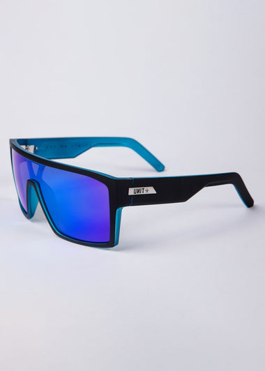 Unit Command Sunglasses - Black/Sky Polarised