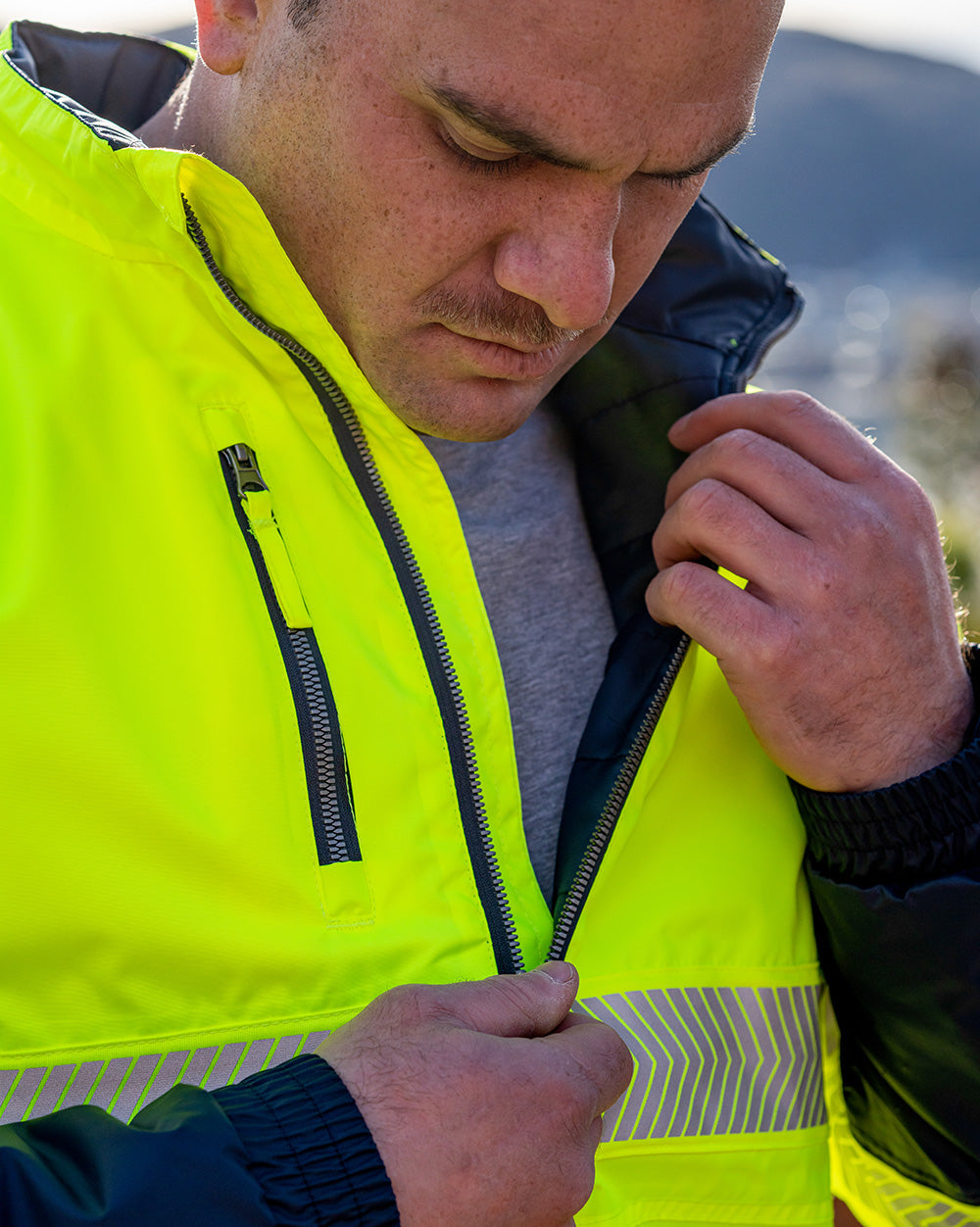 CAHILL HI-VIS JACKET