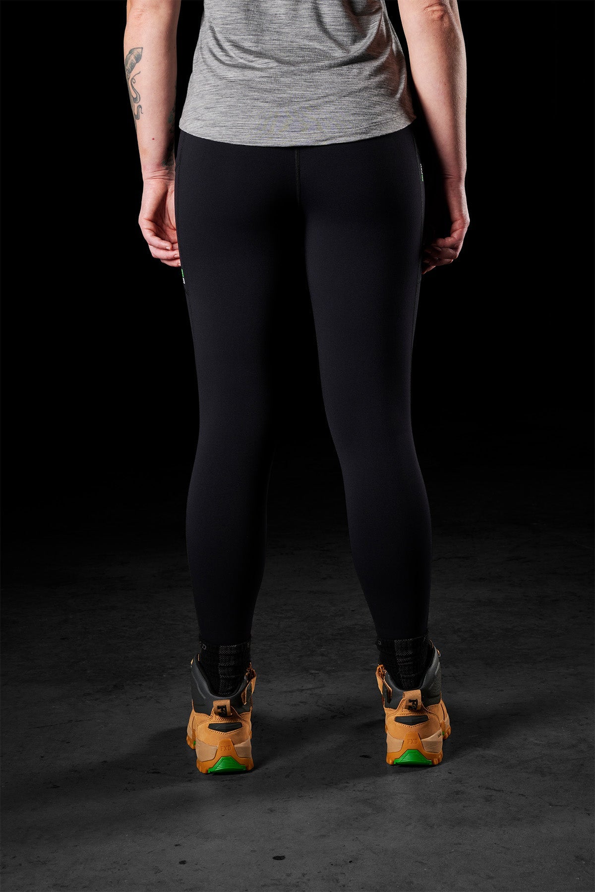 WP.9W Women’s 4-Way Stretch Legging