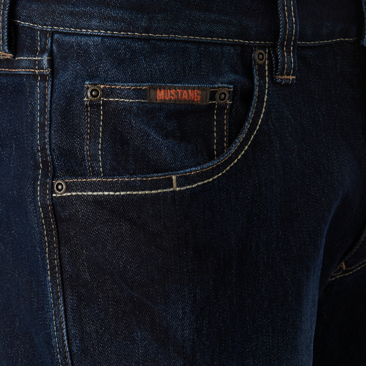 Men’s Mustang
Signature Jeans - INDIGO